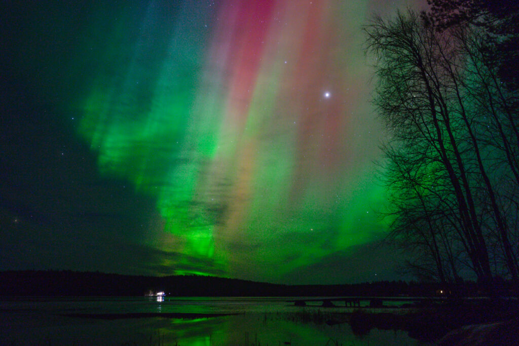 soirée aurores boréales en automne en Laponie