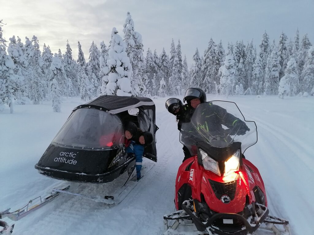 faire avec des enfants en Laponie