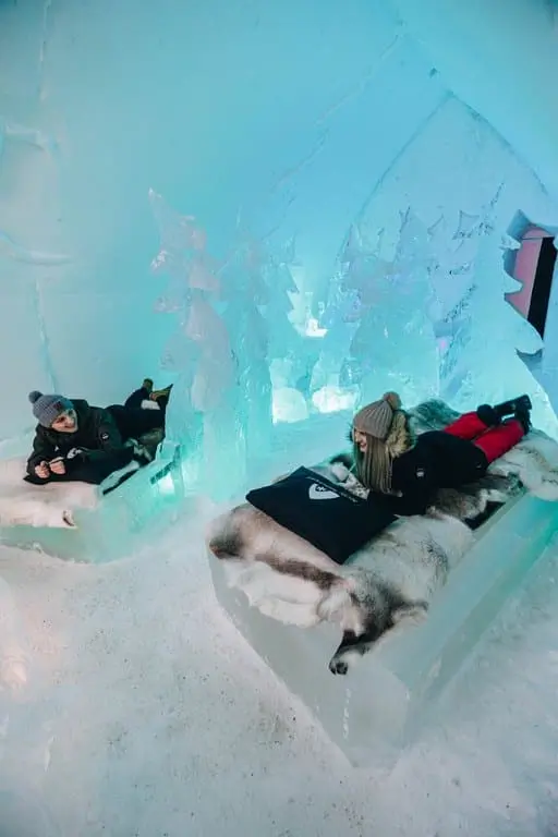 dormir dans un hotel de glace