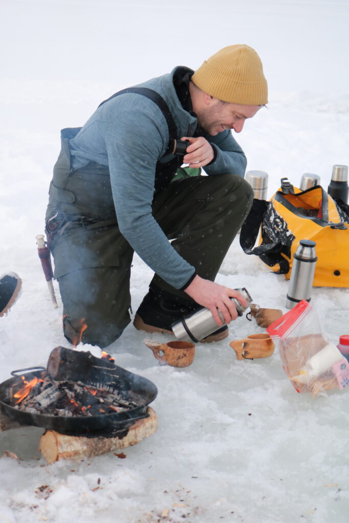 pêche sur glace à Rovaniemi