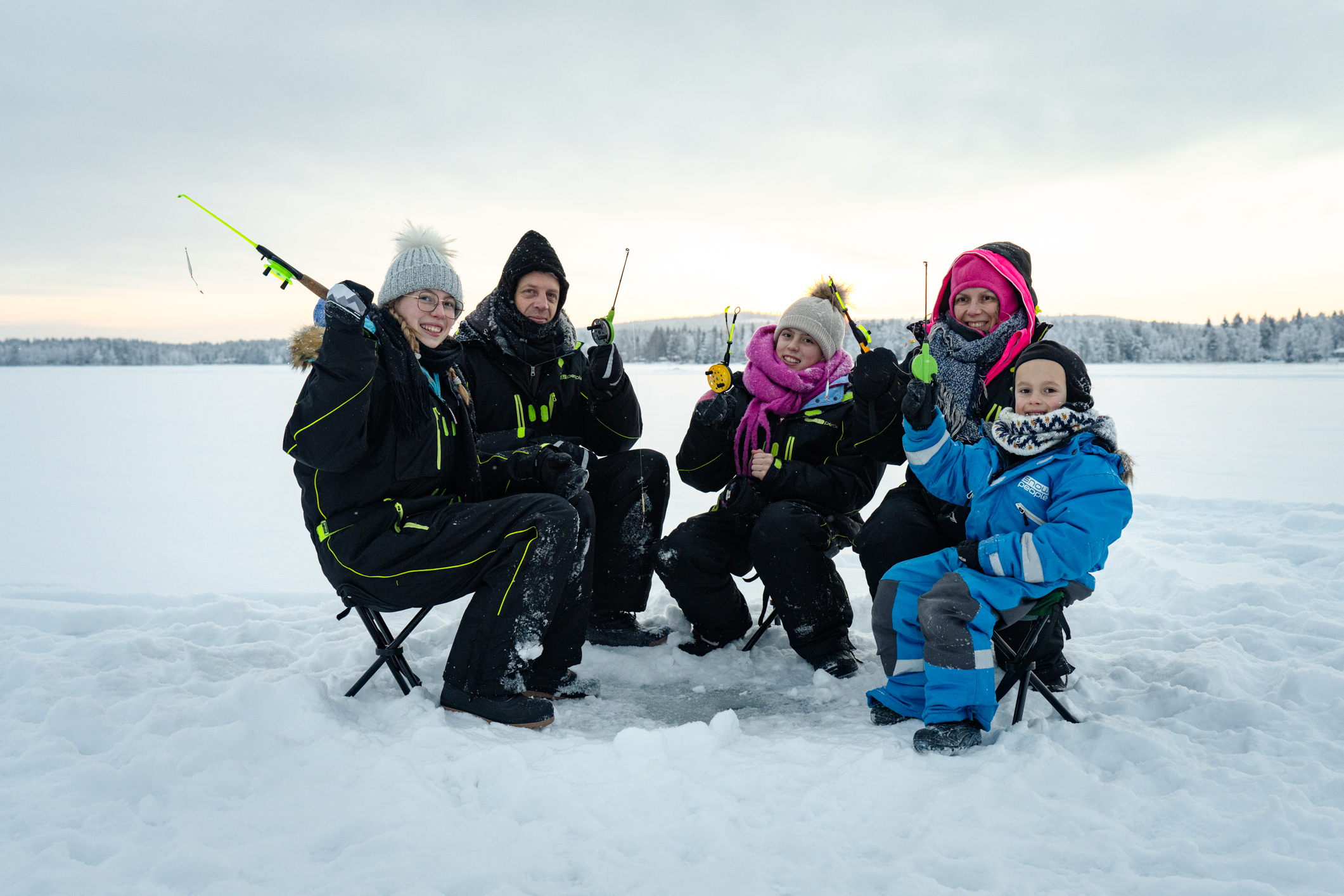 family ice-fishing